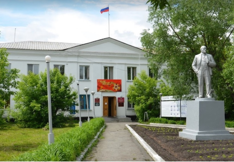 Уважаемые студенты образовательных организаций высшего образования! Приглашаем вас пройти стажировку в Администрации Макушинского муниципального округа и ее структурных подразделениях с 1 по 30 августа 2024 года..